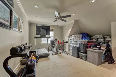 319 S Silvershire Circle, The Woodlands, TX 77381 - Photo 35