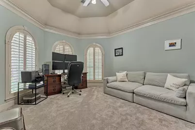 319 S Silvershire Circle, The Woodlands, TX 77381 - Photo 33
