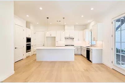 25118 Devlin Creek Drive, Spring, TX 77380 - Photo 7