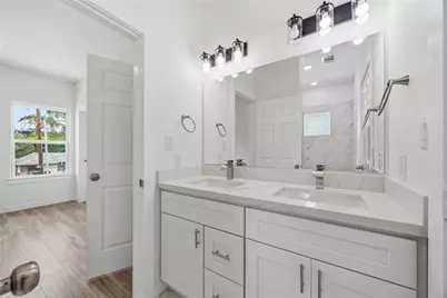 7502 Laura Koppe Road #C-D, Houston, TX 77028 - Photo 21