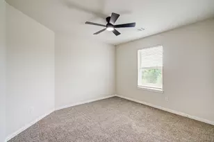 309 Burgundy Dr, Alvin, TX 77511 - Photo 35