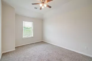 309 Burgundy Dr, Alvin, TX 77511 - Photo 37
