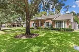 10052 Lynbrook Dr, Houston, TX 77042 - Photo 3