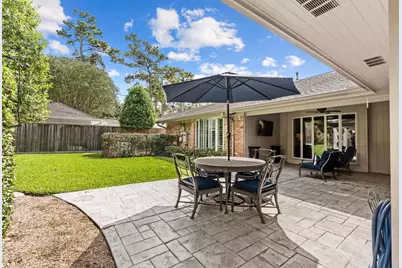 10052 Lynbrook Drive, Houston, TX 77042 - Photo 35