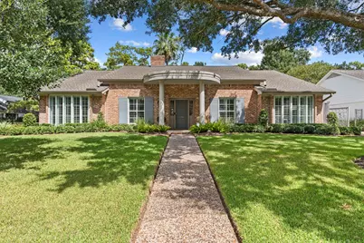 10052 Lynbrook Drive, Houston, TX 77042 - Photo 1