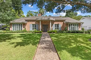 10052 Lynbrook Dr, Houston, TX 77042 - Photo 1