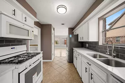 11514 Sagewillow Lane, Houston, TX 77089 - Photo 7