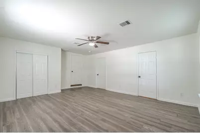 122 Oak Street, Stafford, TX 77477 - Photo 9