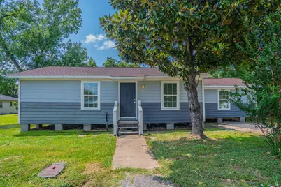 122 Oak Street, Stafford, TX 77477 - Photo 1
