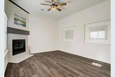 277 Capetown, Conroe, TX 77356 - Photo 5