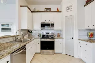 277 Capetown, Conroe, TX 77356 - Photo 3