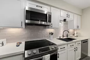 1201 Bering Dr, Houston, TX 77057 - Photo 13