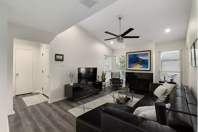 1201 Bering Drive #36, Houston, TX 77057 - Photo 7