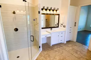 11707 W Grand Pond Dr, Montgomery, TX 77356 - Photo 15