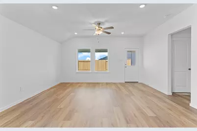 1607 Knox Hill Path, Iowa Colony, TX 77583 - Photo 13