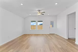 1607 Knox Hill Path, Iowa Colony, TX 77583 - Photo 13