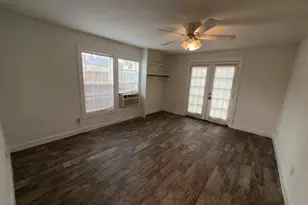 1917 Thonig Rd, Houston, TX 77055 - Photo 9