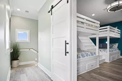 1978 Avenue I, Crystal Beach, TX 77650 - Photo 9