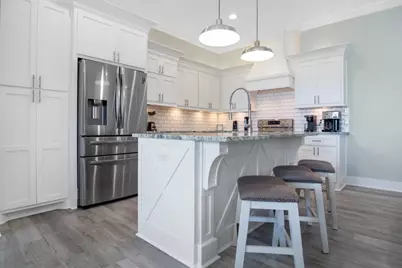 1978 Avenue I, Crystal Beach, TX 77650 - Photo 3