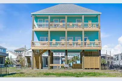 1978 Avenue I, Crystal Beach, TX 77650 - Photo 1