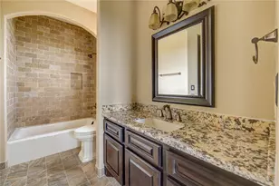 903 Chenango Dr, Angleton, TX 77515 - Photo 47
