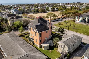 926 Winnie St, Galveston, TX 77550 - Photo 41