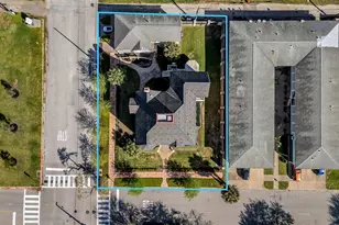 926 Winnie St, Galveston, TX 77550 - Photo 43