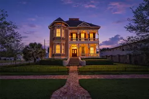 926 Winnie St, Galveston, TX 77550 - Photo 49