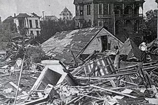 926 Winnie St, Galveston, TX 77550 - Photo 47