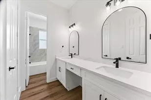 5106 Ricky St, Houston, TX 77033 - Photo 15