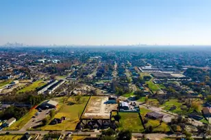 9110 Highland Northern Wy, Houston, TX 77088 - Photo 49