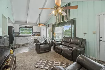 637 Lakeview Drive, Caldwell, TX 77836 - Photo 19