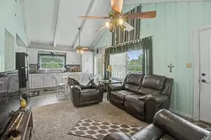 637 Lakeview Dr, Caldwell, TX 77836 - Photo 19