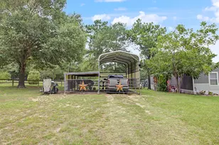 637 Lakeview Dr, Caldwell, TX 77836 - Photo 31