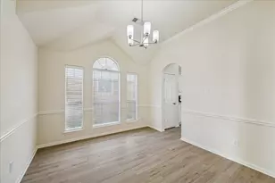 11011 Birch Dr, La Porte, TX 77571 - Photo 7