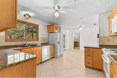 140 County Road 776, Buna, TX 77612 - Photo 7