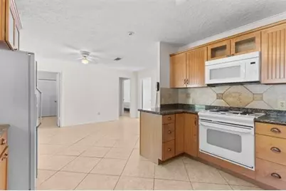 140 County Road 776, Buna, TX 77612 - Photo 9