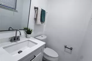 9306 Richland Dr, Houston, TX 77078 - Photo 7