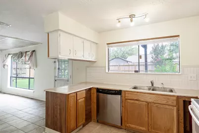 4423 Mossygate Drive, Spring, TX 77373 - Photo 7