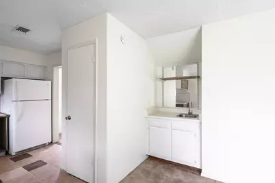 4423 Mossygate Drive, Spring, TX 77373 - Photo 15