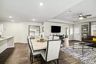 4906 Luke Mathew Dr, Rosharon, TX 77583 - Photo 9