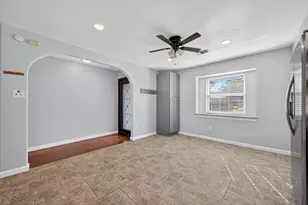 7318 Shady Grove Ln, Houston, TX 77040 - Photo 9