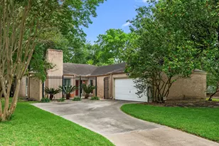 2103 Cherry Bend Dr, Houston, TX 77077 - Photo 1