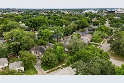 2103 Cherry Bend Drive, Houston, TX 77077 - Photo 31