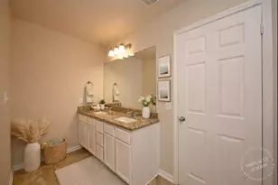 3111 Keystone Square Ln, Rosenberg, TX 77471 - Photo 9