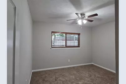 8706 Chelsworth Drive, Houston, TX 77083 - Photo 17