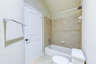 4623 Montcliff Bend Ln, Sugar Land, TX 77479 - Photo 35