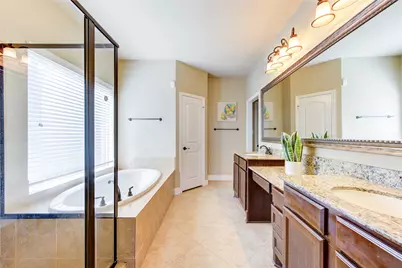 4623 Montcliff Bend Lane, Sugar Land, TX 77479 - Photo 23