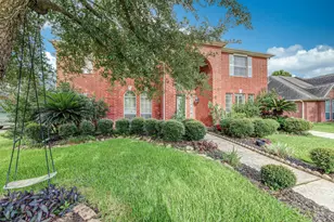 17826 Island Spring Ln, Tomball, TX 77377 - Photo 3