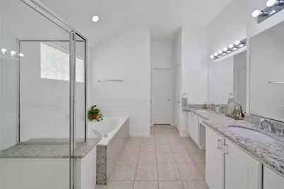 67 N Veranda Ridge Drive, The Woodlands, TX 77382 - Photo 27